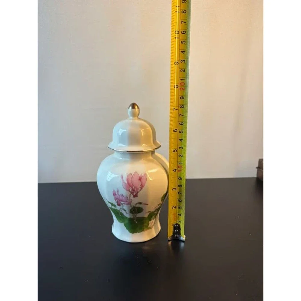 Otagiri Japan Ginger Jar Lidded Magnolia Hand Painted Porcelain Temple